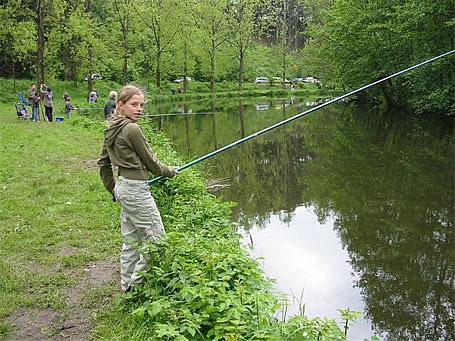 Initiation à la pêche Pêche en Fête 2006 - Habay-la-Neuve